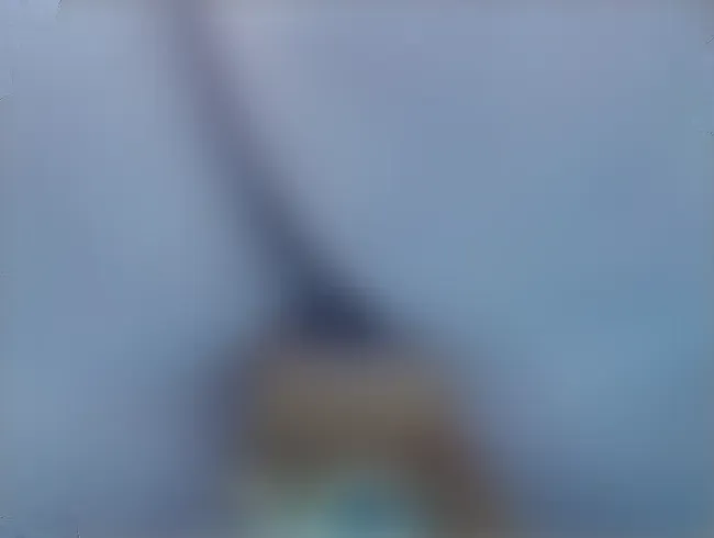 Natursekt frisch und warm aus der gepiercten Muschi, hmmmmmm.....Wer will probieren?