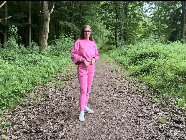 Meine Blase im Wald entleert! Wenn’s dann schnell gehen muss :P