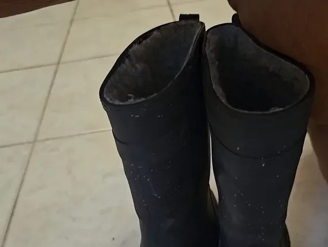 Was stellen wir mit Pisse im Stiefel an?