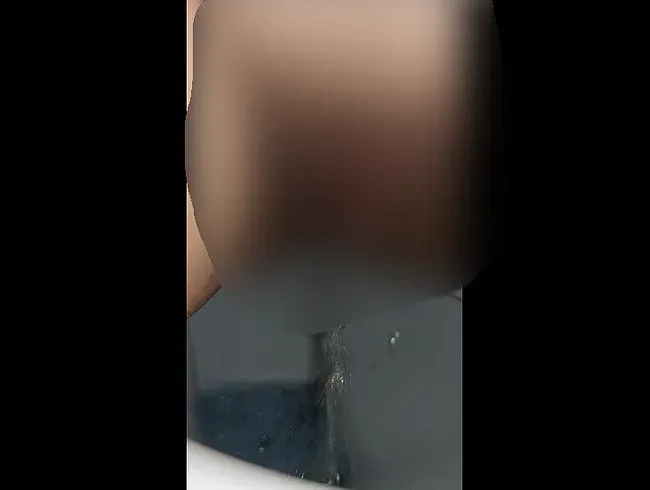 Pissvideo für euch ?