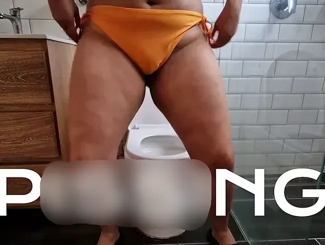 Ich pisse ins Badezimmer