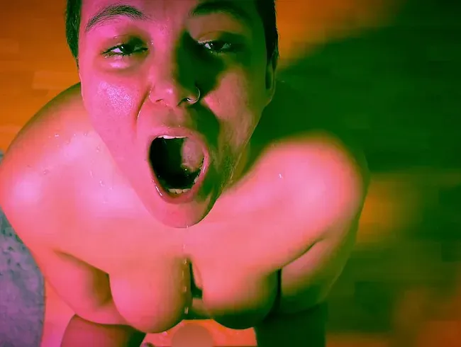 Gib' mir mehr von deiner Pisse bitte!