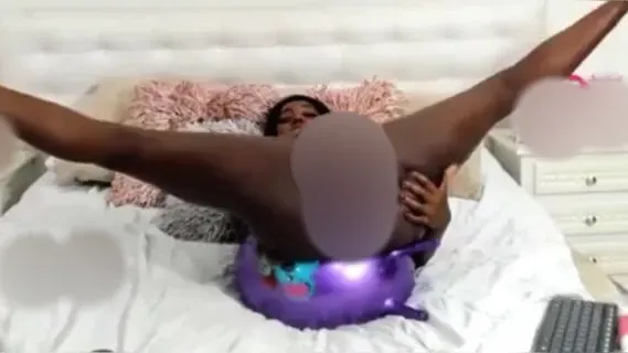 für Kleidung, wenn wir nackt geboren, und wenn ich Genitalien habe, sollen sie verwendet werden