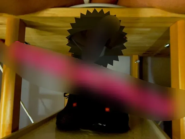 GEHE ICH ZU WEIT? SCHUHE UNTER PISSE