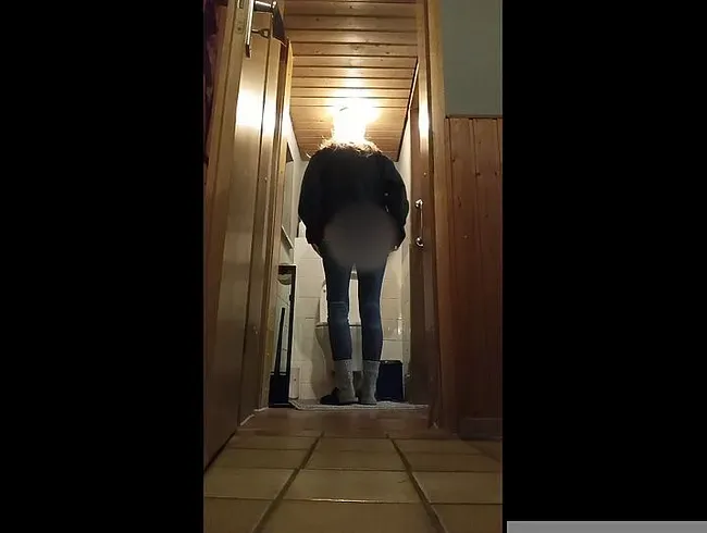 Erklärvideo, wenn Mann im Stehen pisst,ist primitiv