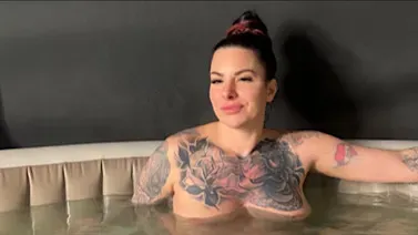 In den Whirlpool gepisst