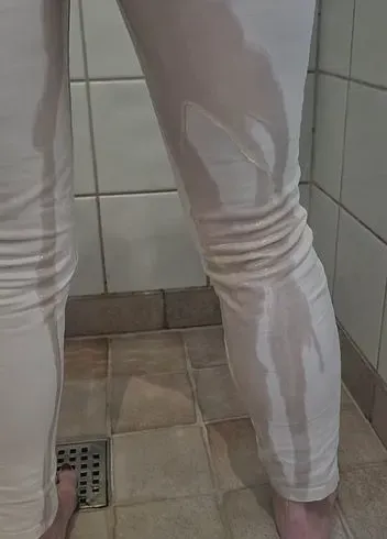 Mal die Hose nass gemacht grr