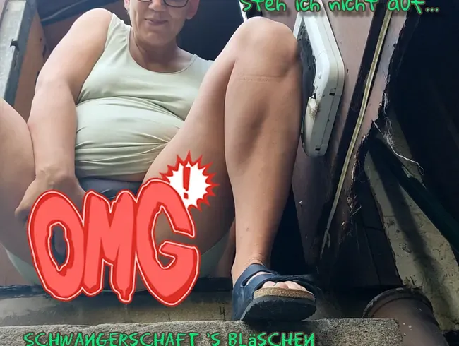 Schwangerschafts Bläschen Rotzfrech auf der Hoftreppe Entleert