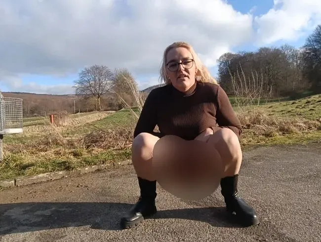 DAS darf keiner sehen!!! Konnte Pipi nicht mehr halten!