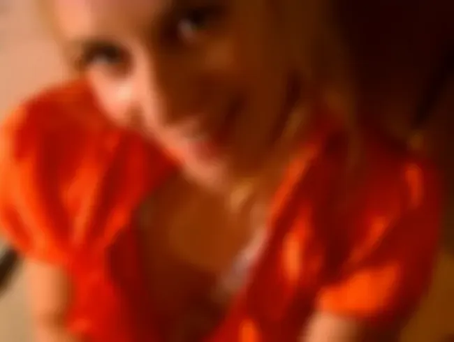 Boah pervers und versaut! Pissen und Ficken hehe!