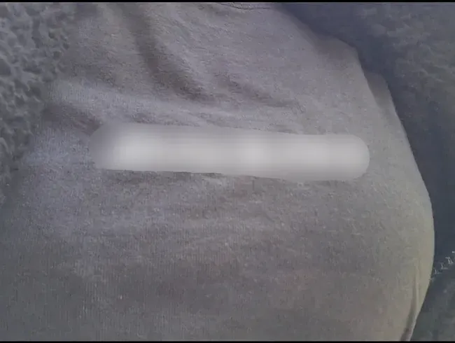 Auf Waldweg gepinkel 2.0