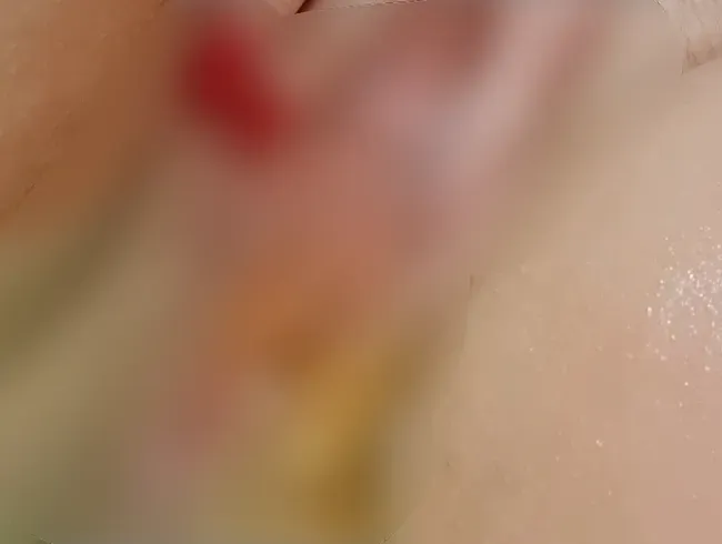 Pee in a Jacuzzi!!! (keinen ton)