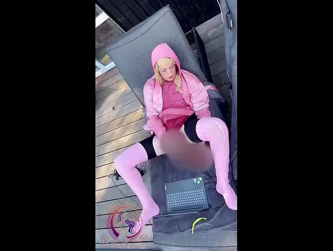 Anal Snake and Self Pee