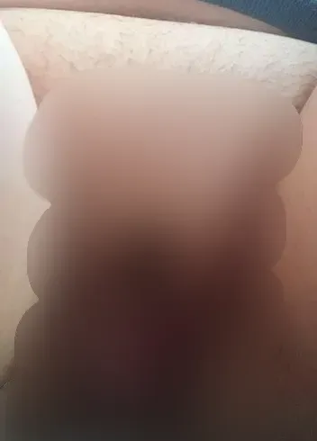 Sieh zu wie mein Natursekt aus mir raus läuft