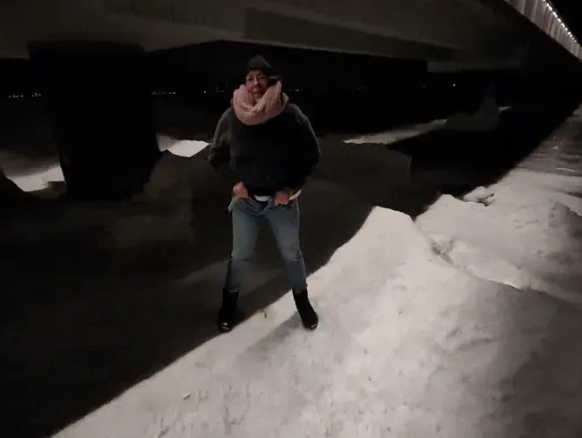 Abends Pissen am Strand .