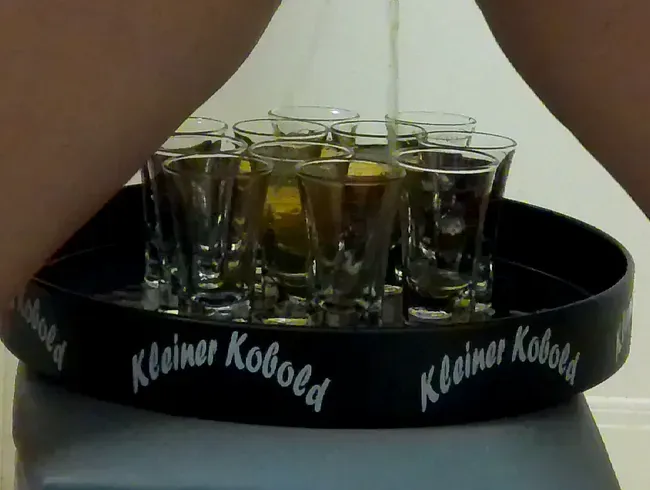 Ich habe mich mal als Barkeeperin versucht !!!!!!!