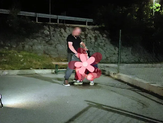 MILF Stiefmutter Schwein Schlampe 50 Jahre alt will erniedrigt und bloßgestellt werden. Sie ist eine