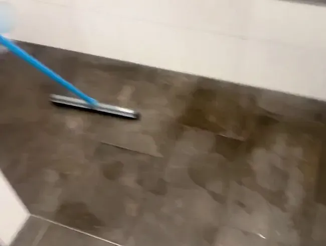 Nice to pee you, einfach geil gepinkelt!