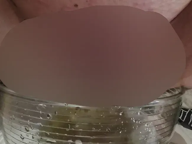 In die Schüssel gepinkelt ?