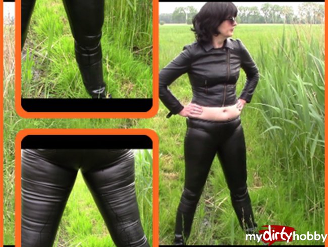 Pissing in leather leggings and rubber boots
